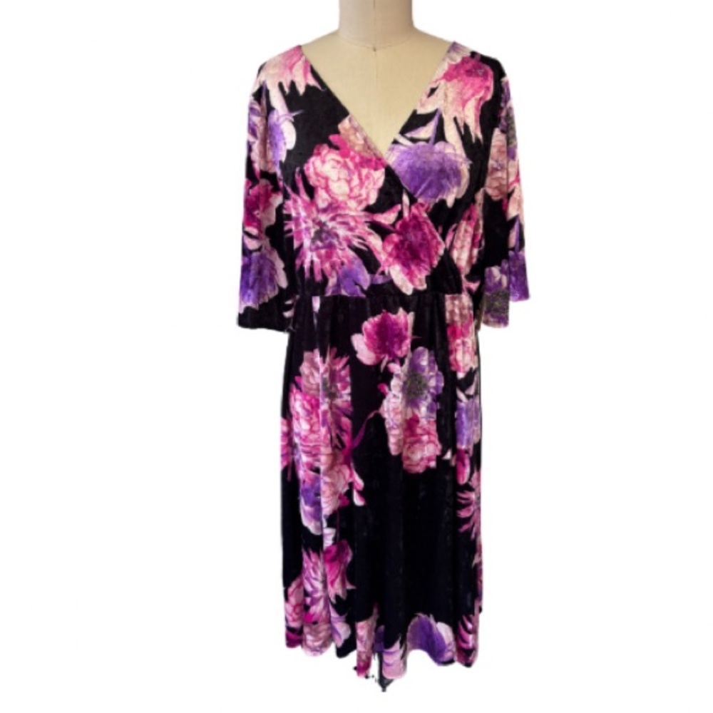 NWT Kiyonna 2X Velour Stretch Pink Black Purple Floral Wrap Dress